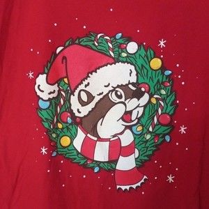 Buc-ees Tshirt Mens XL Never Calm Always Bright Red Christmas Holiday